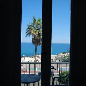 Azur 2*, Nice France