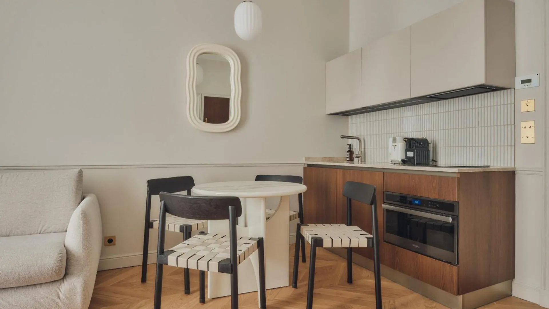 Nestay Sentier Paris